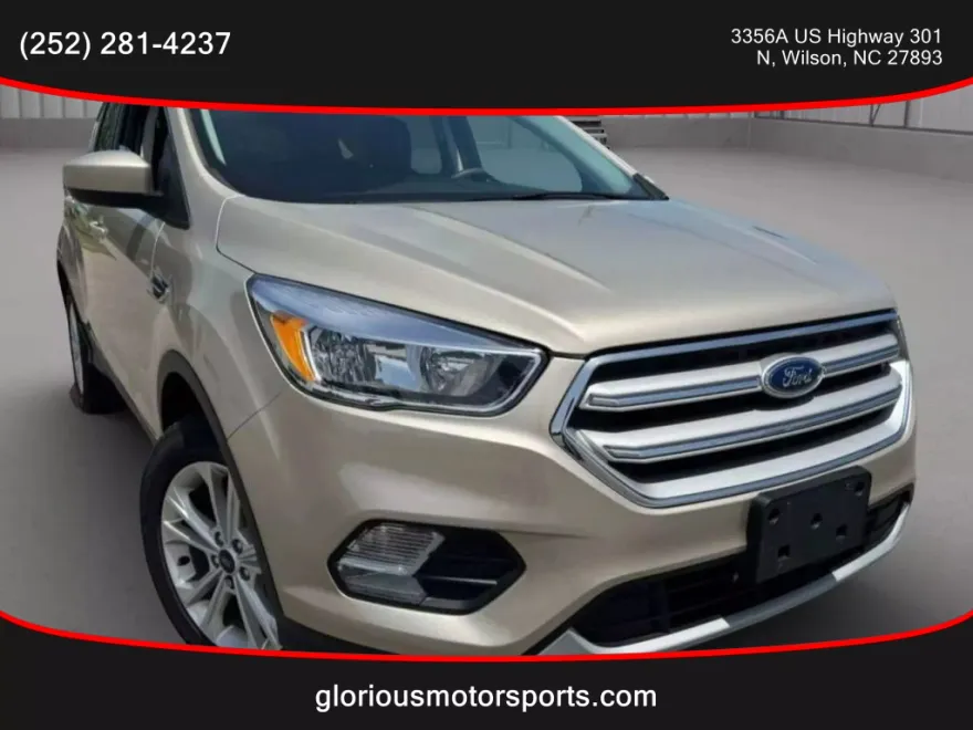 2018 Ford Escape SE Sport photo 1