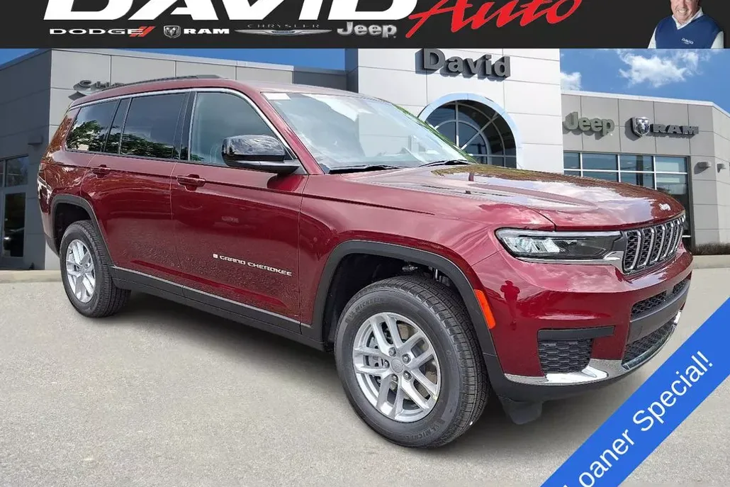 2025 Jeep Grand Cherokee Laredo X photo 1