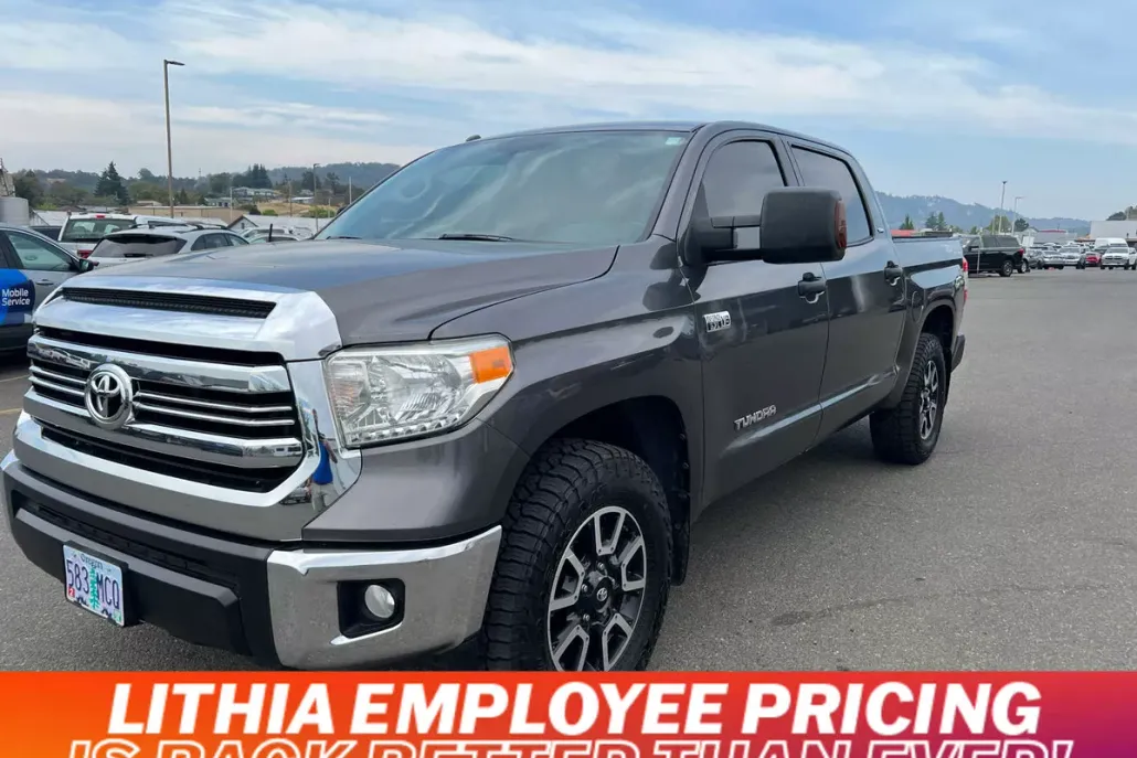 2016 Toyota Tundra SR5 photo 1