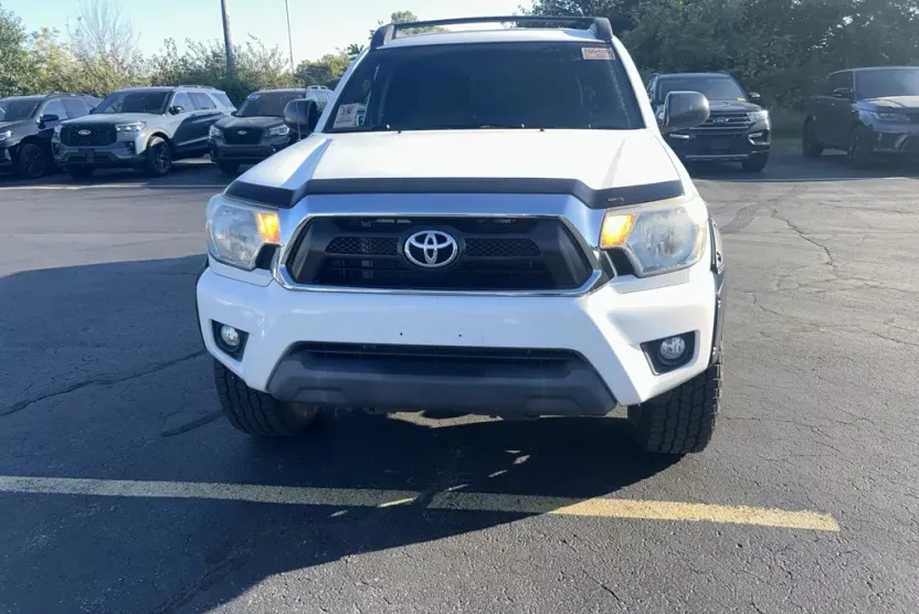 2015 Toyota Tacoma Base photo 1