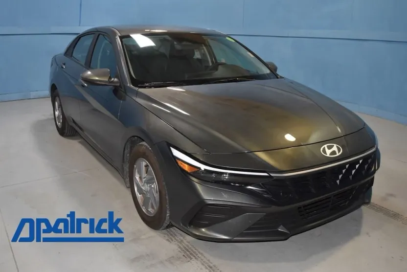 2024 Hyundai Elantra SE photo 1