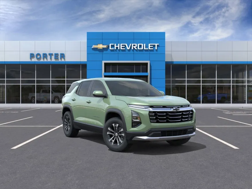 2026 Chevrolet Equinox LT photo 1