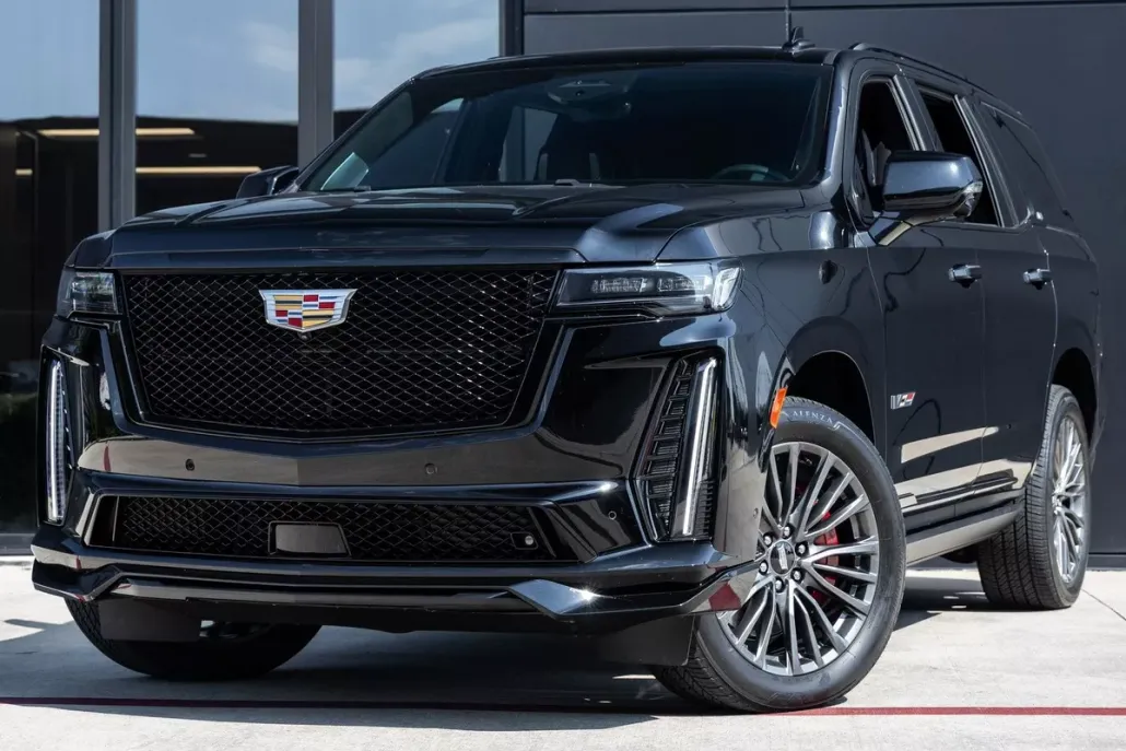 2023 Cadillac Escalade V-Series photo 1