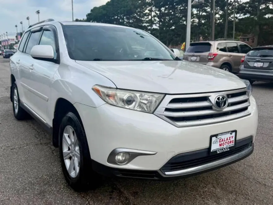 2012 Toyota Highlander Base Hybrid photo 1