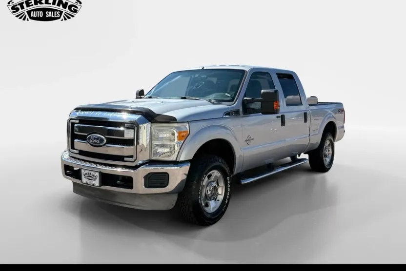 2011 Ford F-250 XLT photo 1