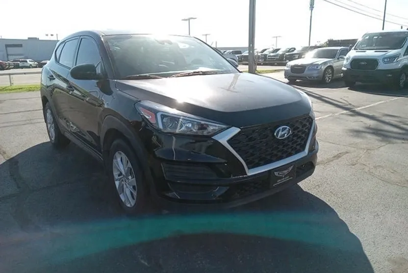 2020 Hyundai Tucson SE photo 1