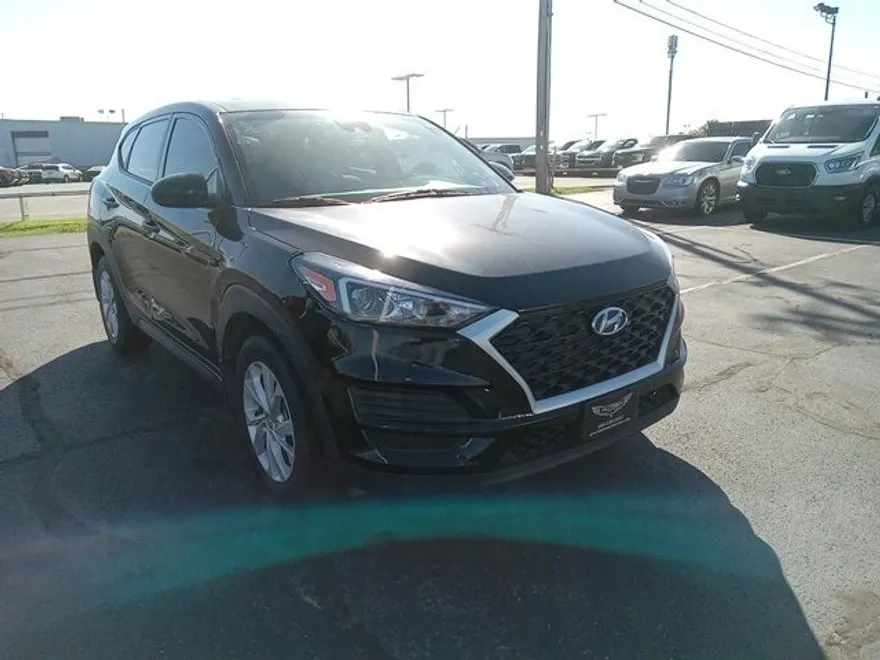 2020 Hyundai Tucson SE photo 1