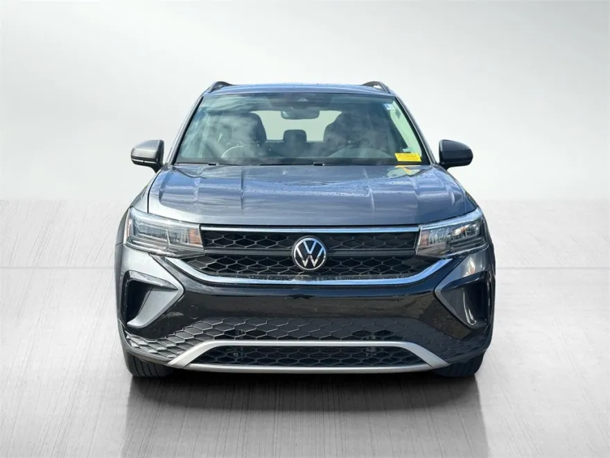 2024 Volkswagen Taos S photo 1