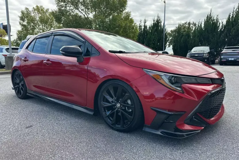 2021 Toyota Corolla SE photo 1
