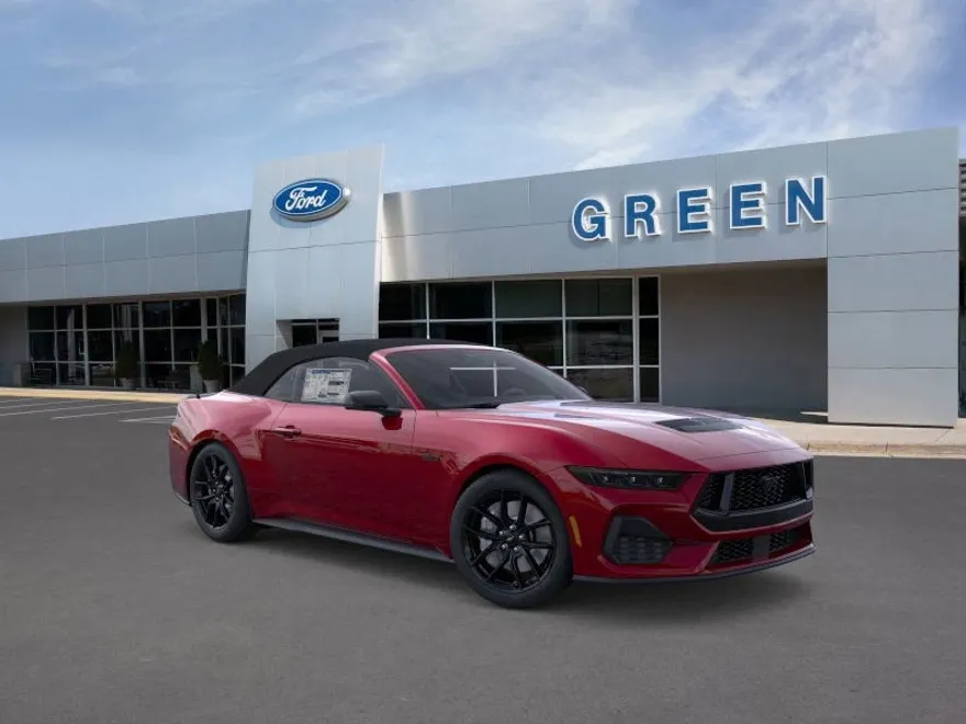 2025 Ford Mustang GT Premium photo 1