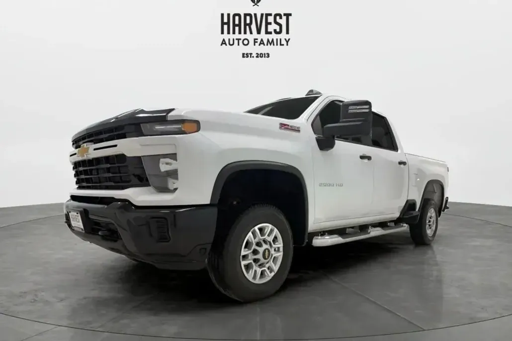 2024 Chevrolet Silverado 2500HD Custom photo 1