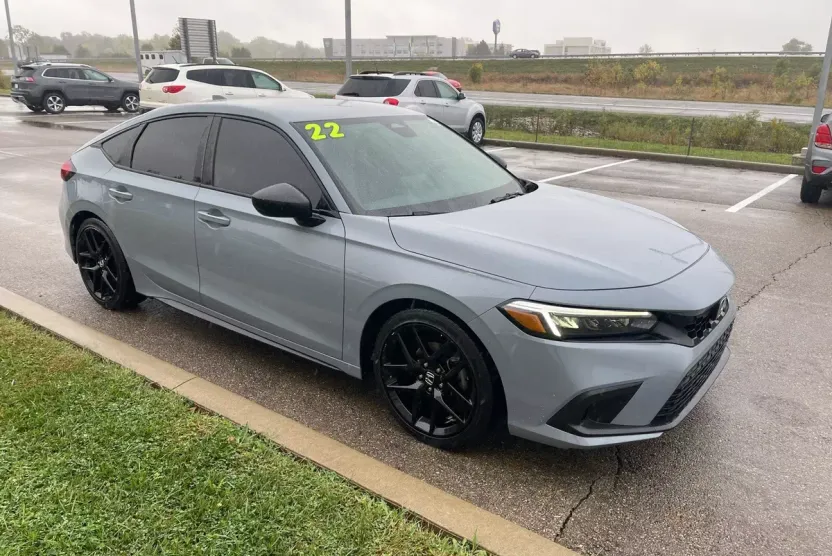 2022 Honda Civic Sport Hatchback photo 1
