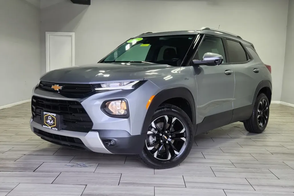 2023 Chevrolet Trailblazer LT photo 1