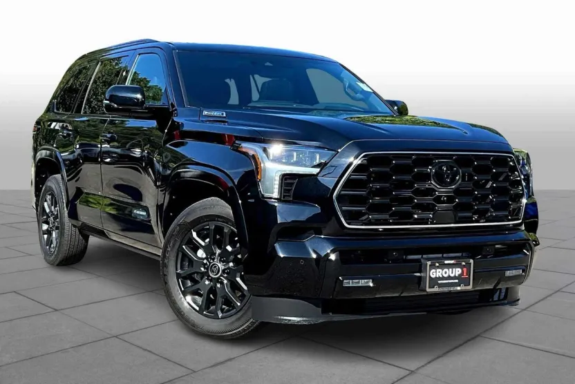 2024 Toyota Sequoia Platinum photo 1