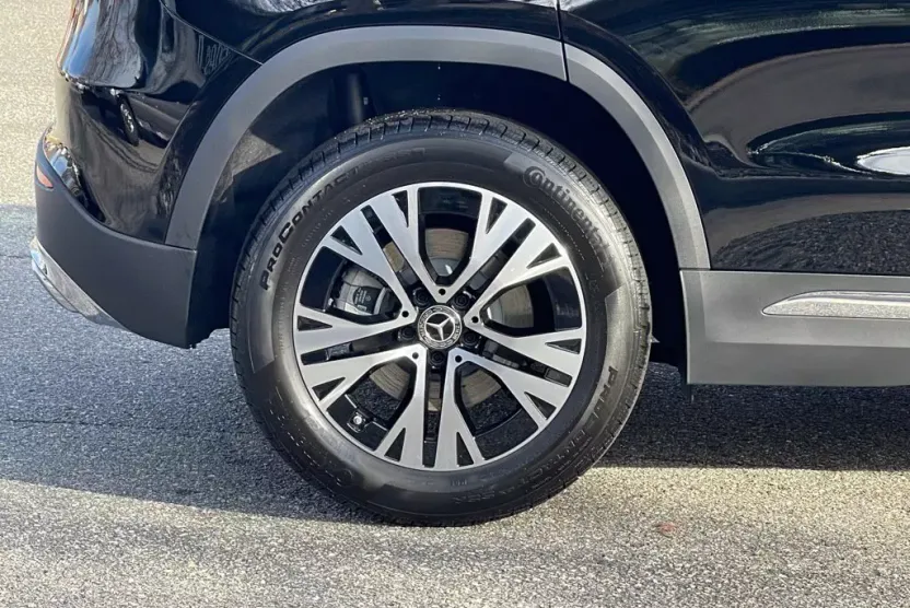 2025 Mercedes Benz GLA 250 photo 1