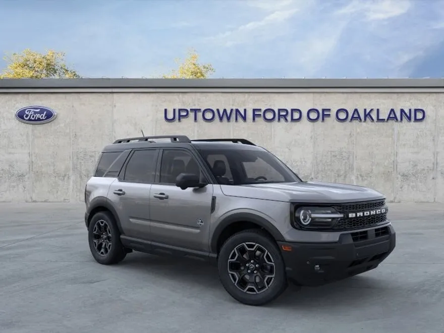 2025 Ford Bronco Sport Outer Banks photo 1