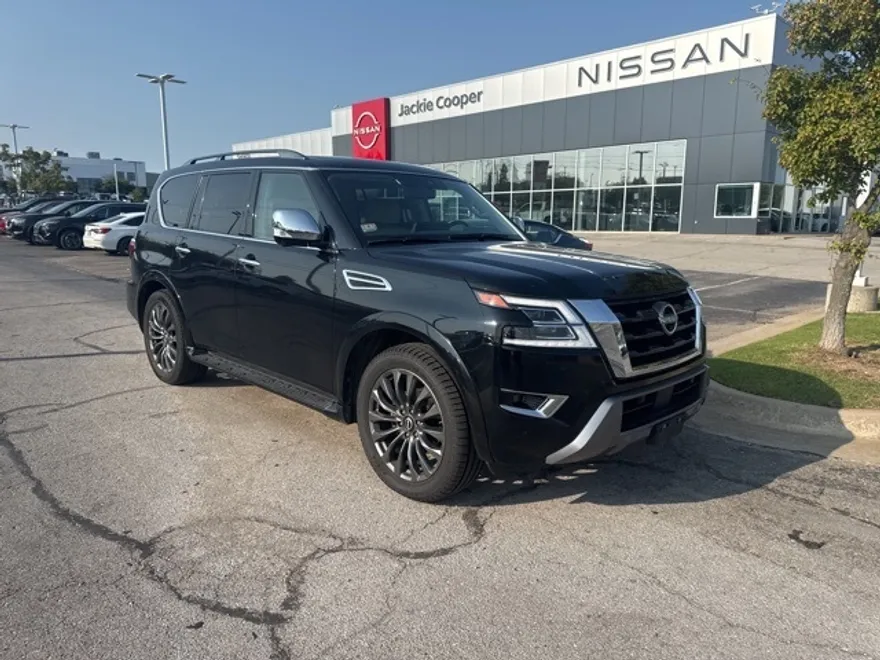 2023 Nissan Armada Platinum photo 1