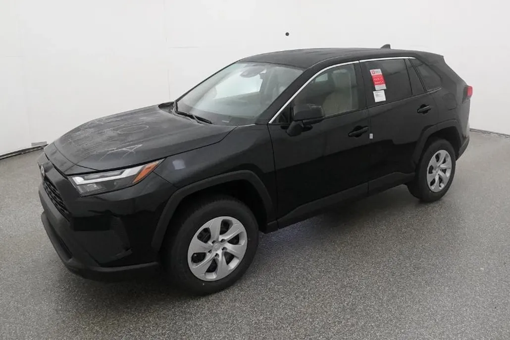 2025 Toyota RAV4 LE photo 1