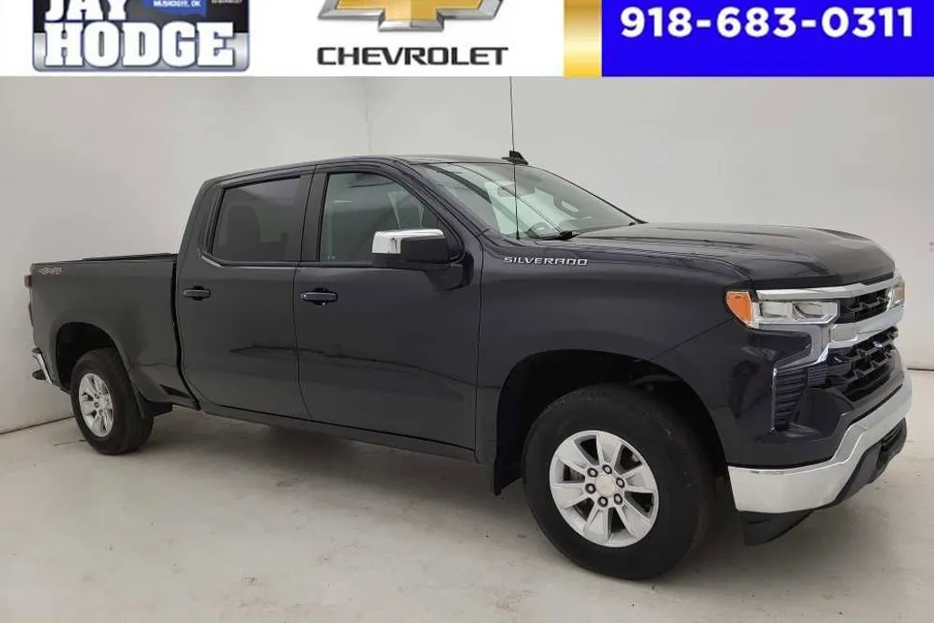 2023 Chevrolet Silverado 1500 LT photo 1