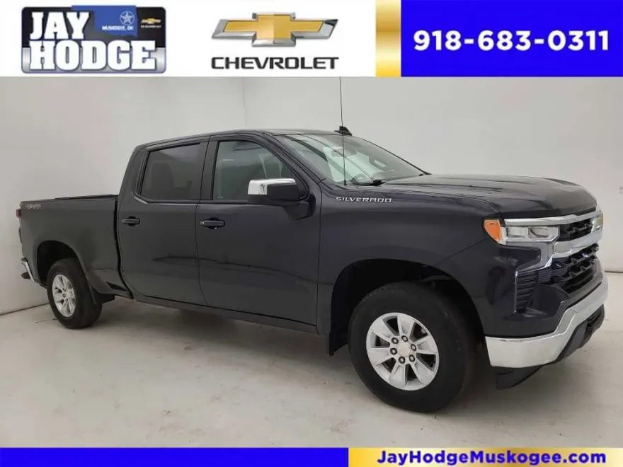 2023 Chevrolet Silverado 1500 LT photo 1