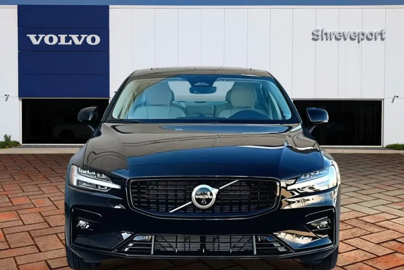 2024 Volvo S60 B5 AWD Ultimate photo 1