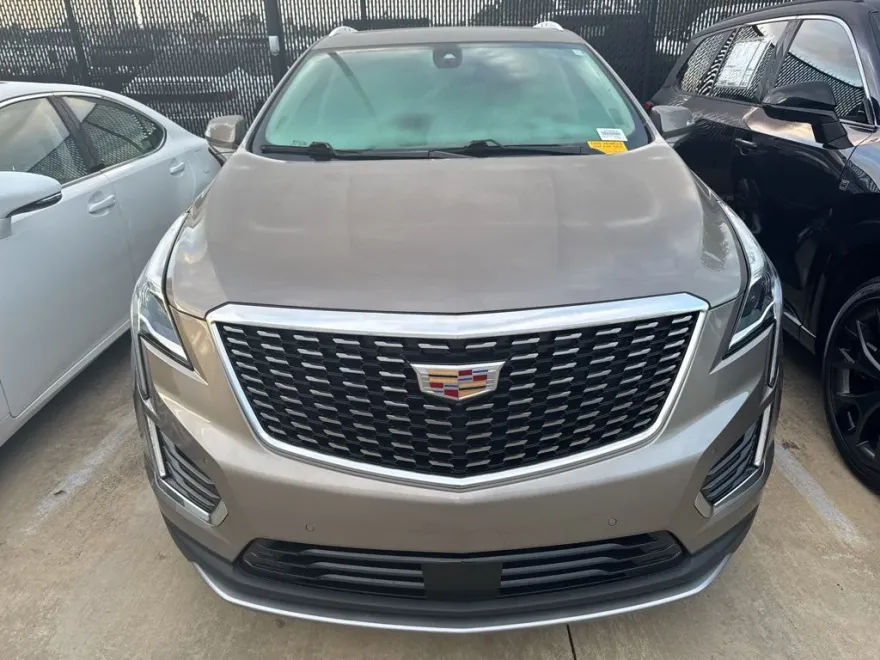 2023 Cadillac XT5 Premium Luxury photo 1