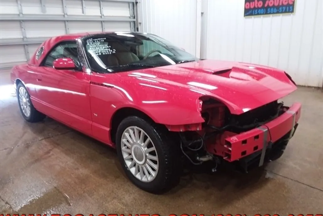 2004 Ford Thunderbird Deluxe photo 1