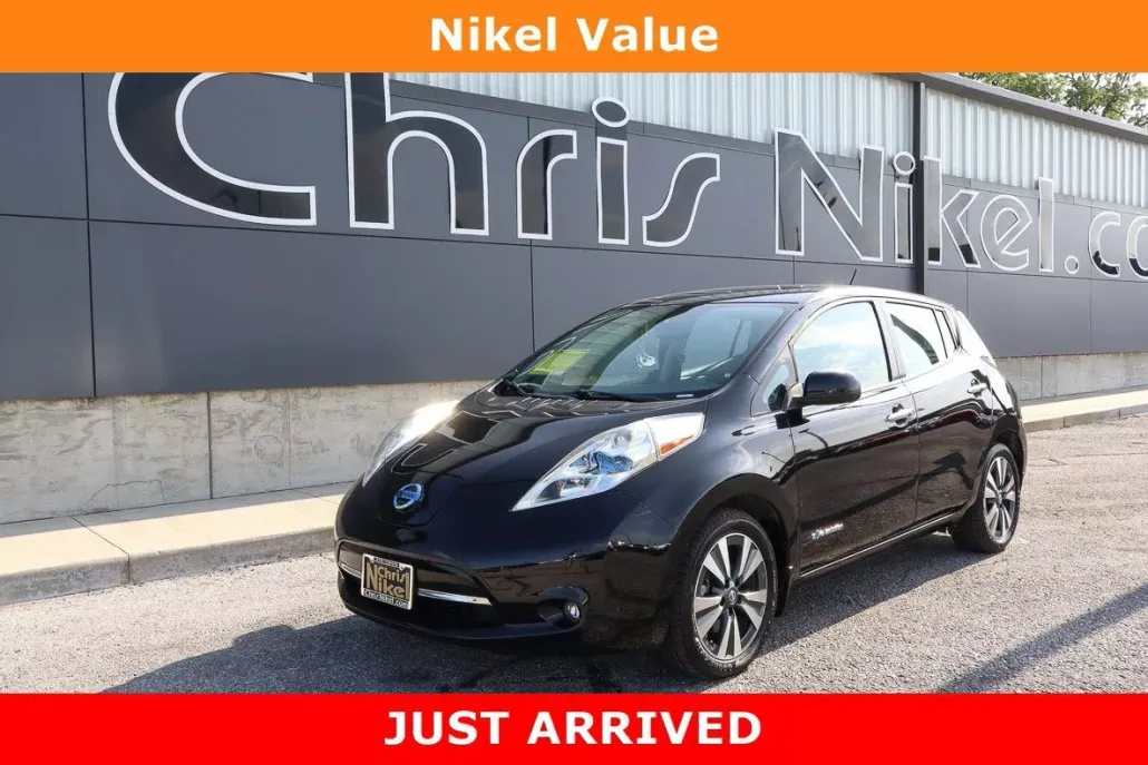 2017 Nissan Leaf SL photo 1