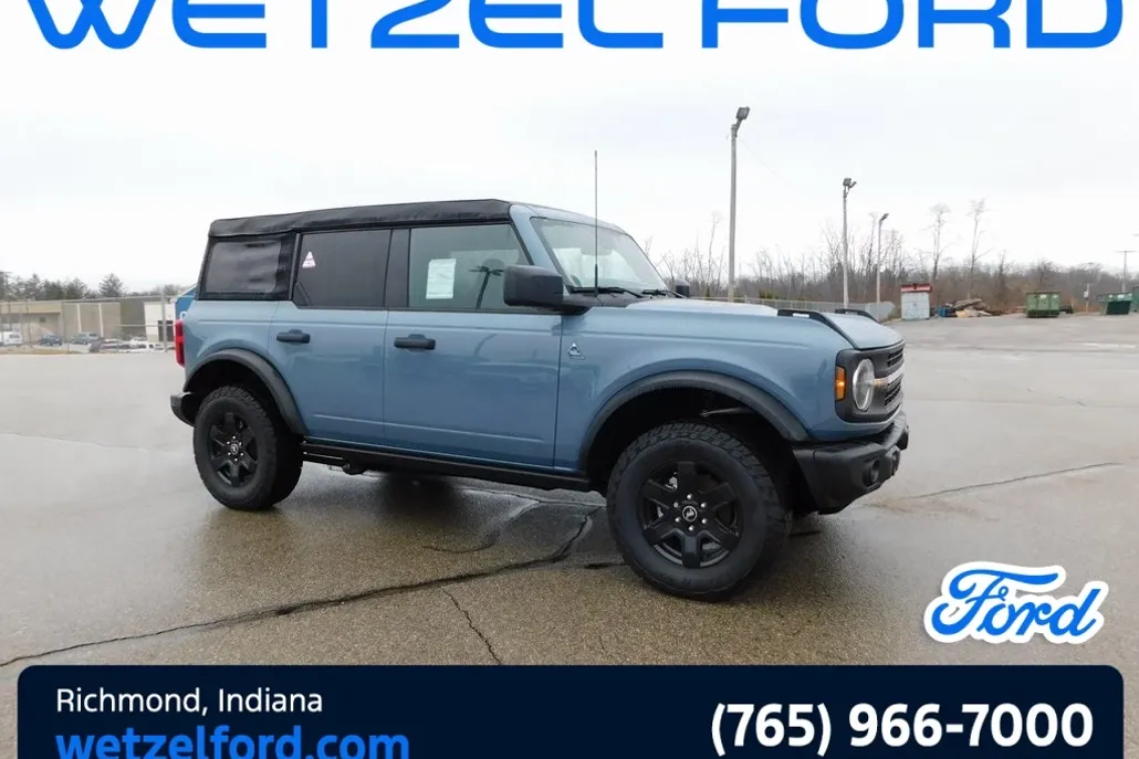 2024 Ford Bronco Black Diamond photo 1