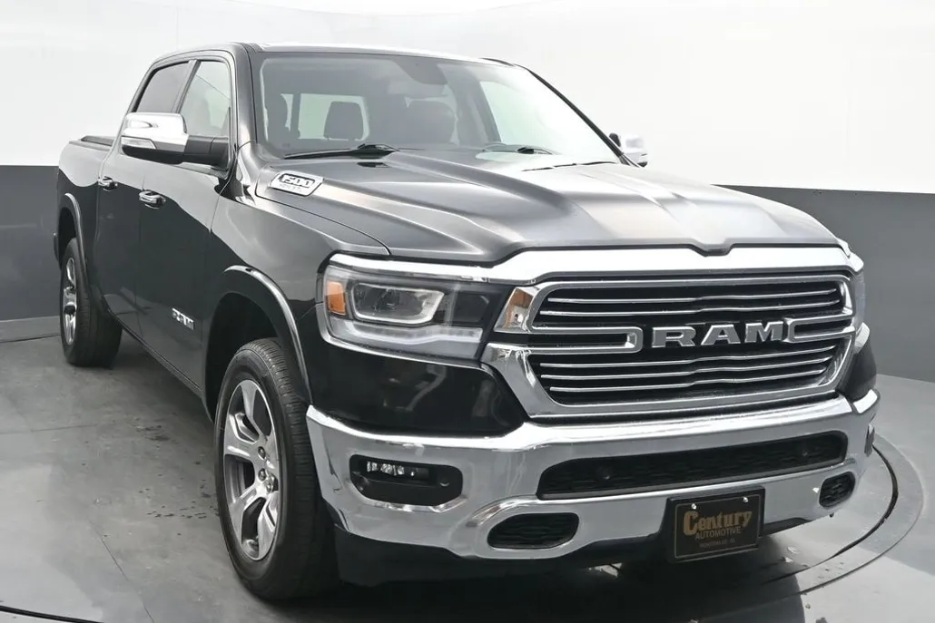 2020 Ram 1500 Laramie photo 1