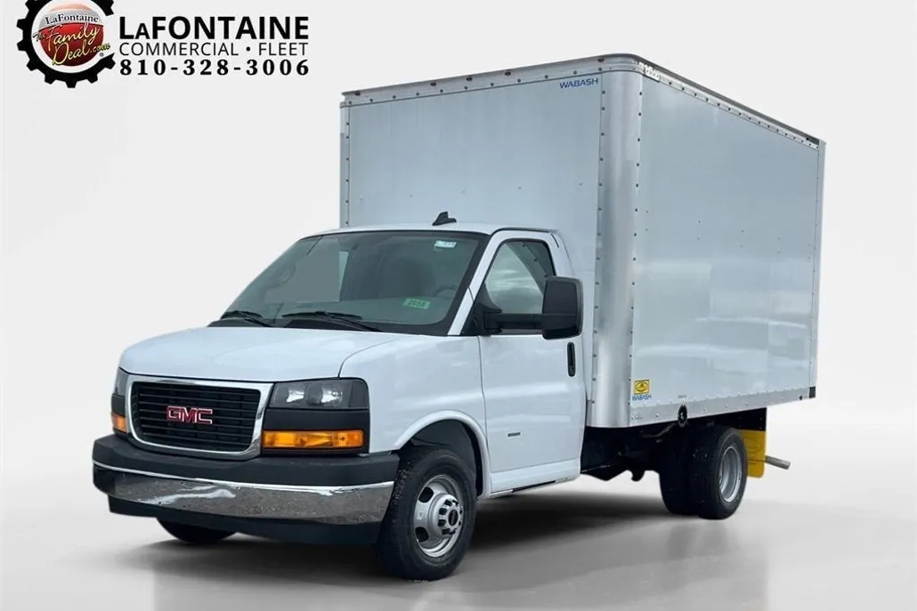 2024 Gmc Savana Cutaway 3500 photo 1