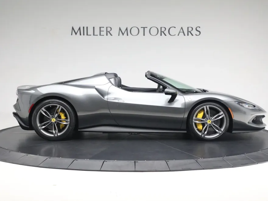 2024 Ferrari 296 GTS photo 9