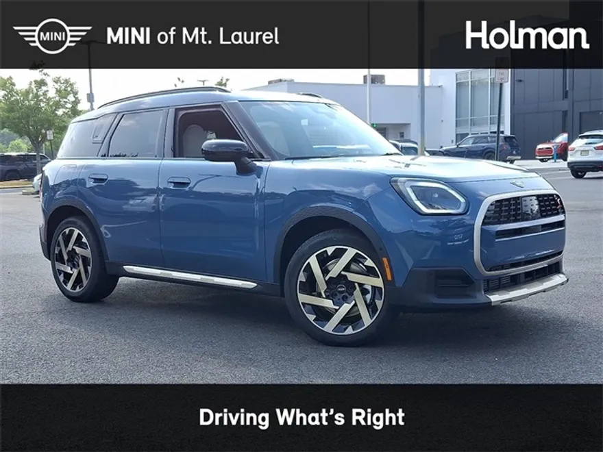 2025 Mini Countryman S ALL4 photo 1