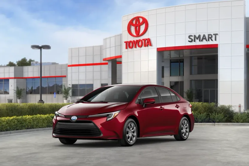 2025 Toyota Corolla Hybrid LE photo 1