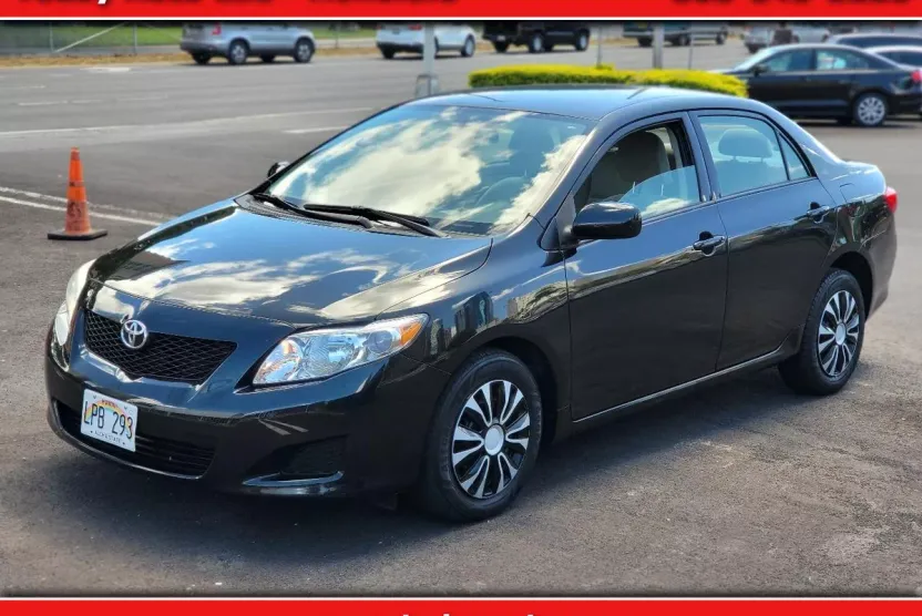 2010 Toyota Corolla photo 1