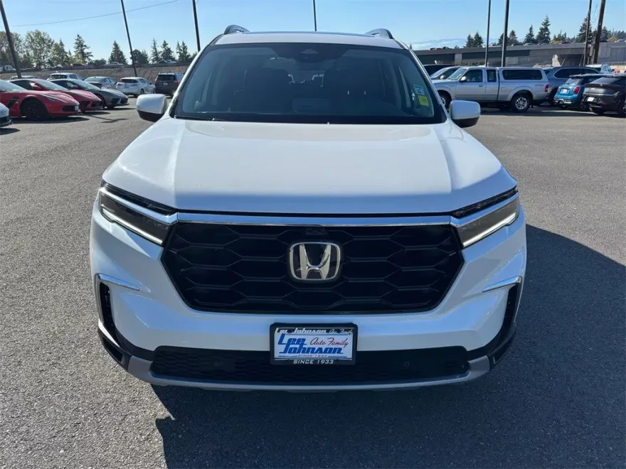 2025 Honda Pilot Elite photo 1