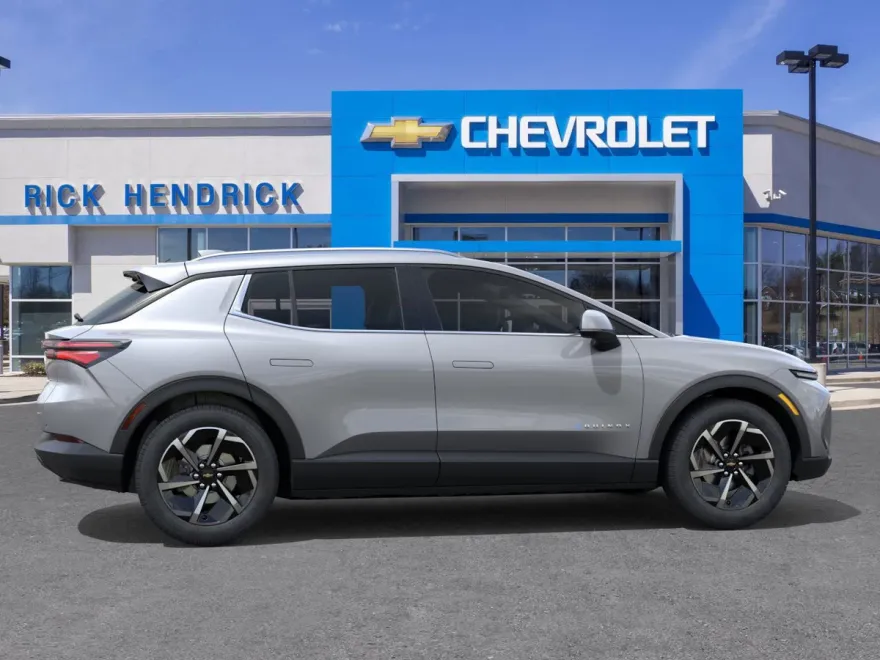 2026 Chevrolet Equinox EV 1LT photo 1