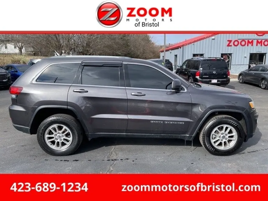 2020 Jeep Grand Cherokee Laredo photo 1