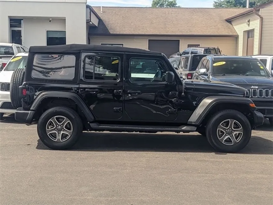 2022 Jeep Wrangler Unlimited Sport S photo 1