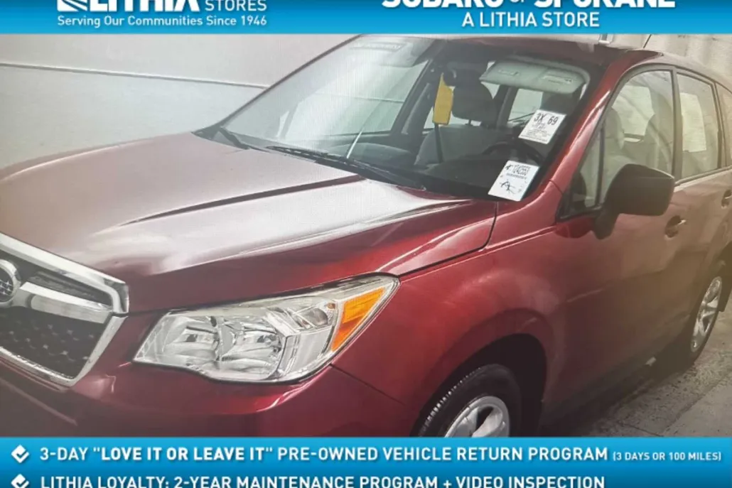 2015 Subaru Forester 2.5i photo 1