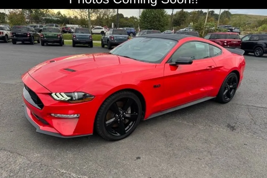 2021 Ford Mustang GT photo 1
