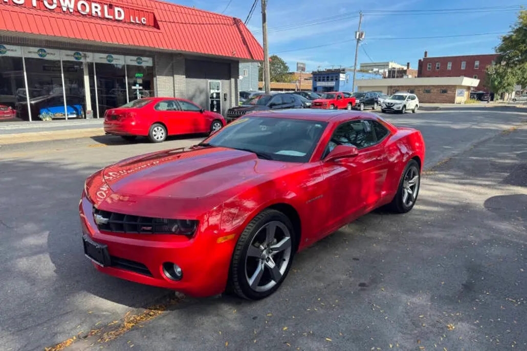 2010 Chevrolet Camaro Coupe 1LT photo 1