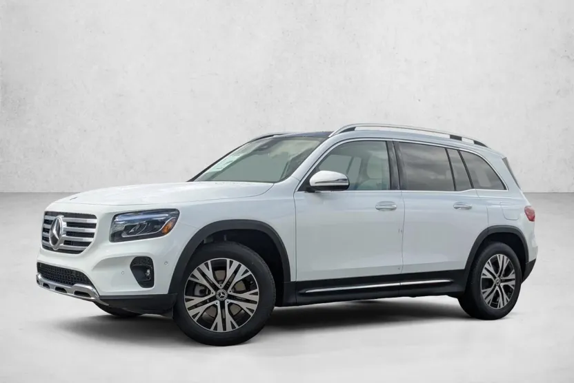 2025 Mercedes Benz GLB photo 1