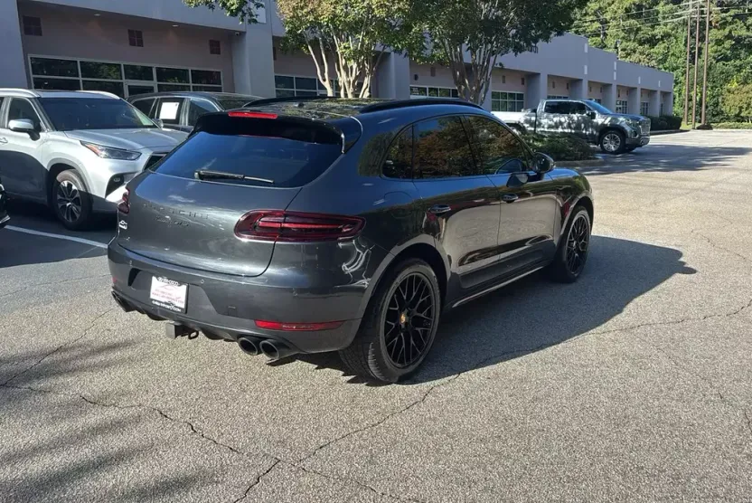 2017 Porsche Macan GTS photo 1