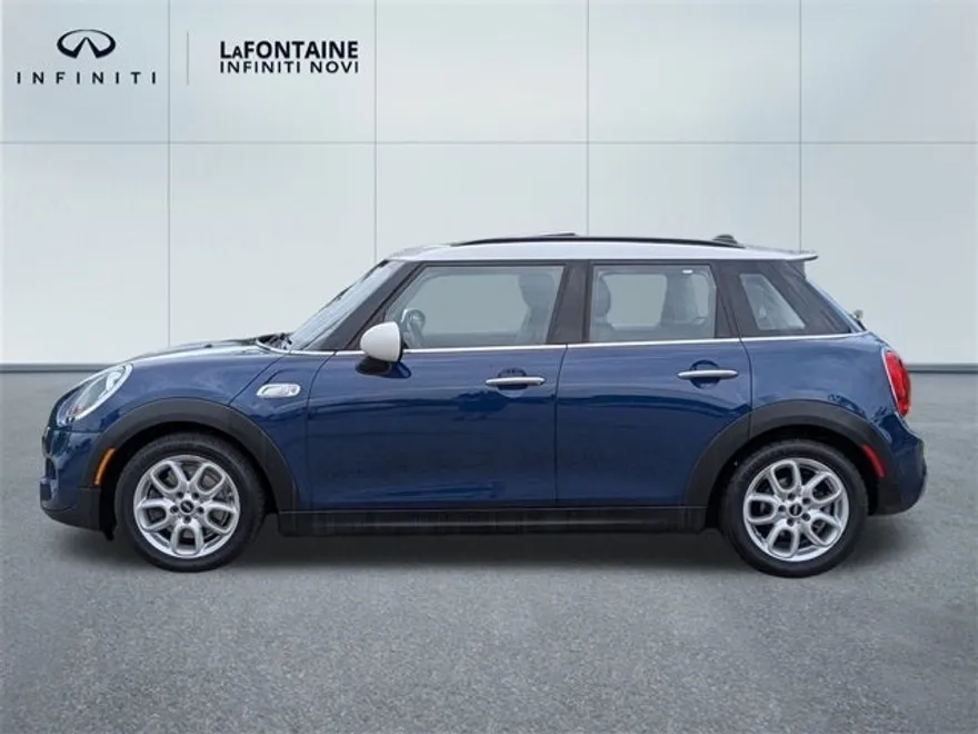 2017 Mini Cooper 4 Door Hardtop S photo 1