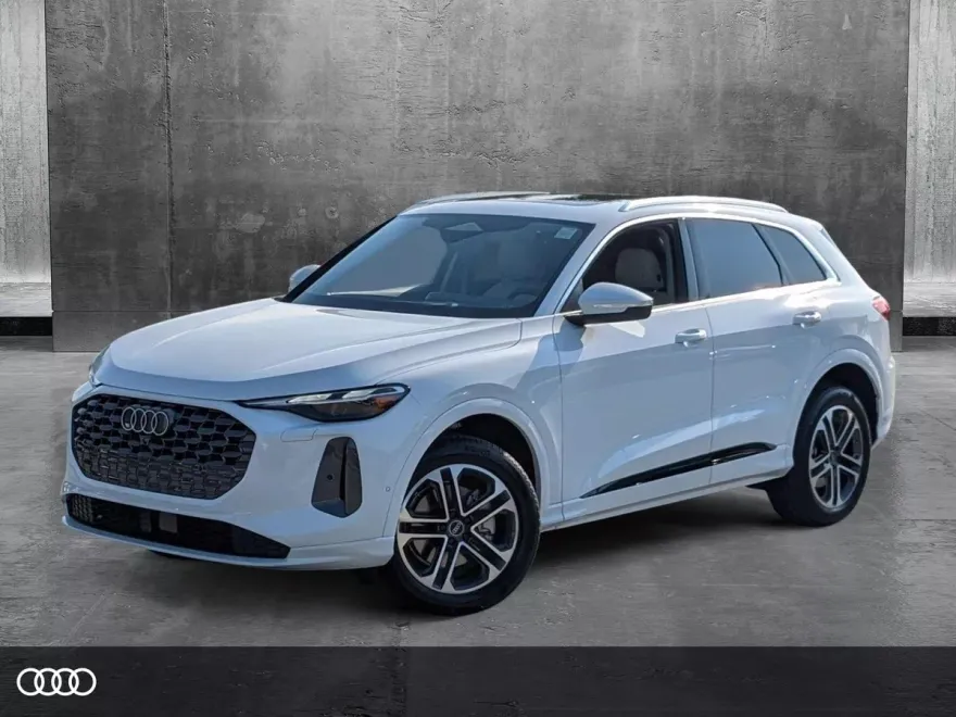 2025 Audi Q5 Premium photo 1