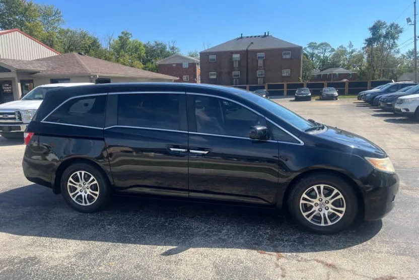2013 Honda Odyssey EX-L photo 1
