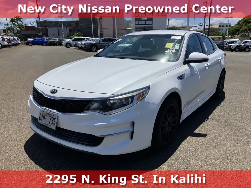 2018 Kia Optima LX photo 1