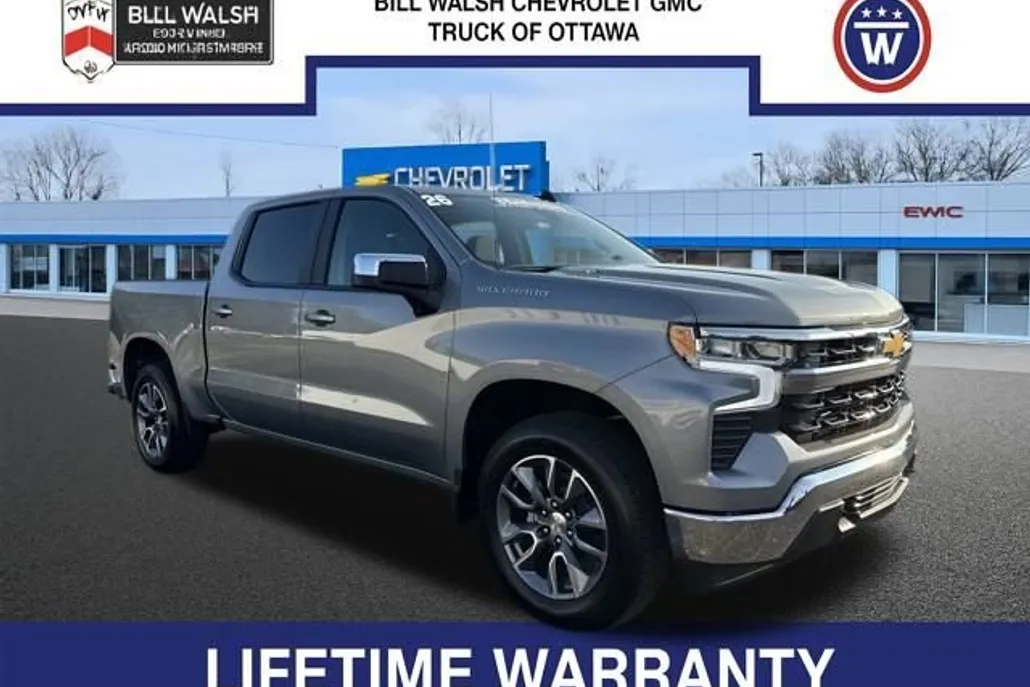 2026 Chevrolet Silverado 1500 LT photo 1