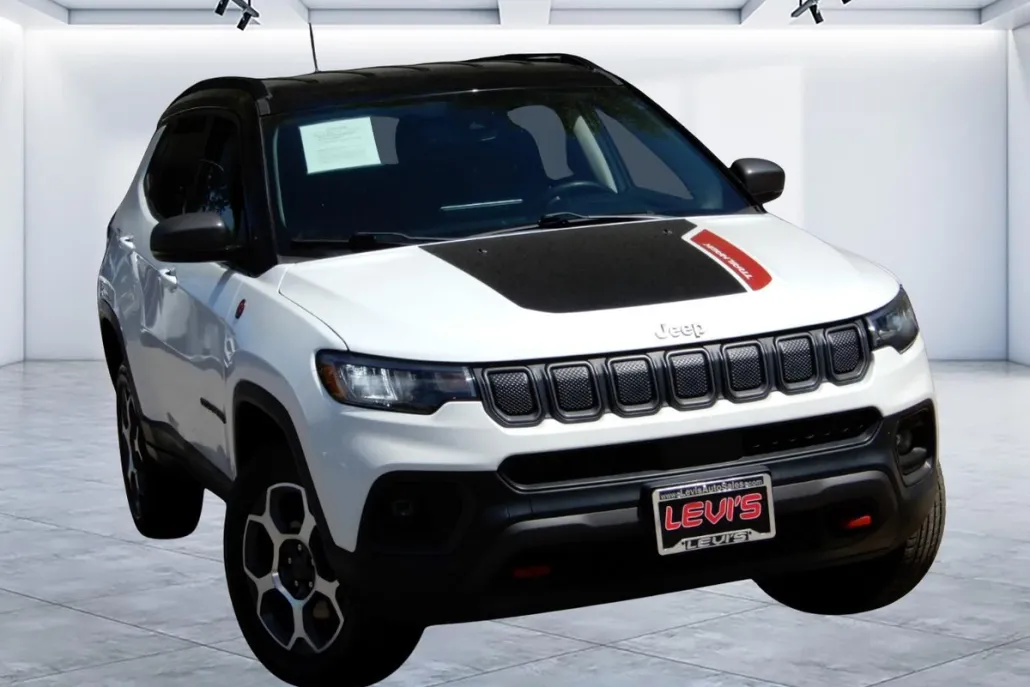 2022 Jeep Compass Trailhawk photo 1